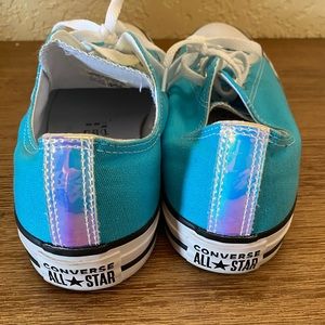 Converse Women’s 11/Mens 9